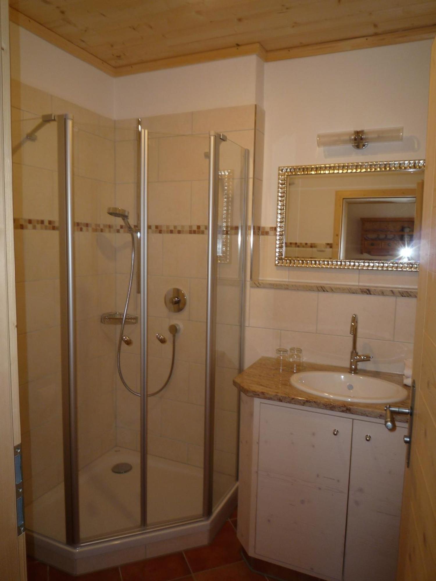 Gaestehaus Johanna Bad Wiessee Habitación foto